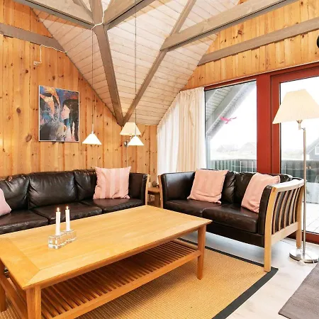 Ferienhaus Serene Seaside Retreat In Haurvig-By Traum Bjerregård