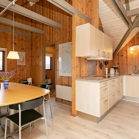 Serene Seaside Retreat In Haurvig-By Traum
